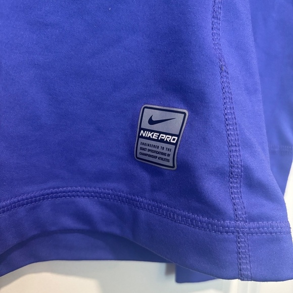 Nike Pro NikeFit MicroFleece Quarter Zip Athletic Top - Picture 3 of 12